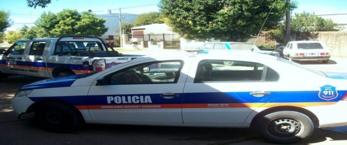 Policía