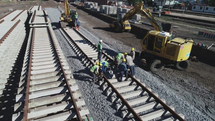 durmientes tren mitre