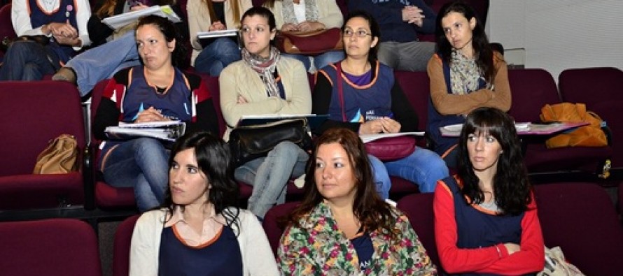 Los coordinadores del área de educación recibieron una capacitación sobre asistencia social