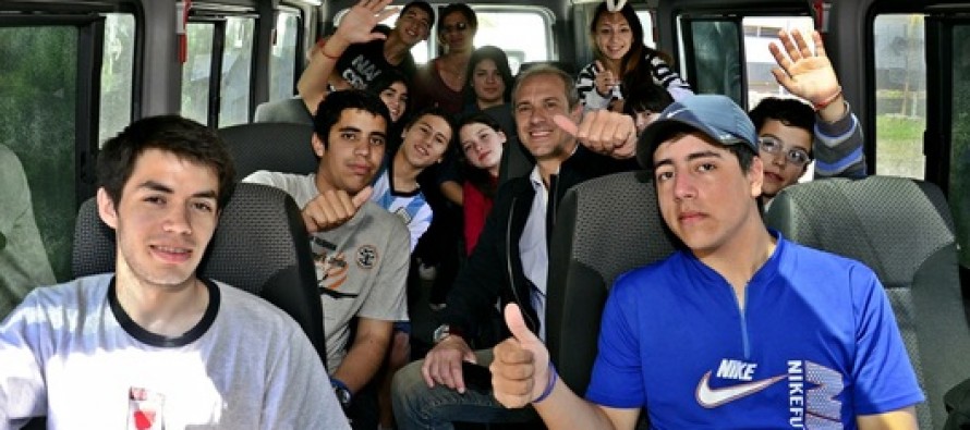 Estudiantes secundarios de la isla Martín García visitan San Fernando