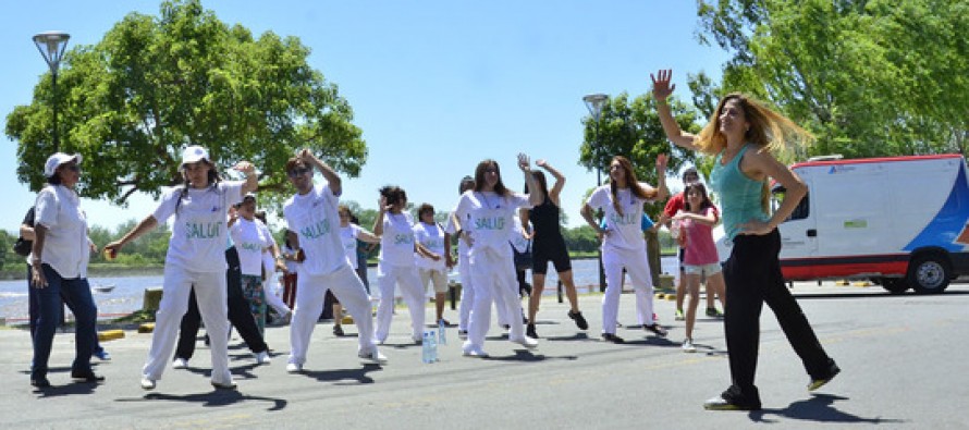 Caminata y danza aeróbica en la Costanera para cerrar el Día Mundial de la Diabetes