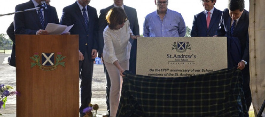 La Escuela San Andrés colocó la piedra fundacional de su campus