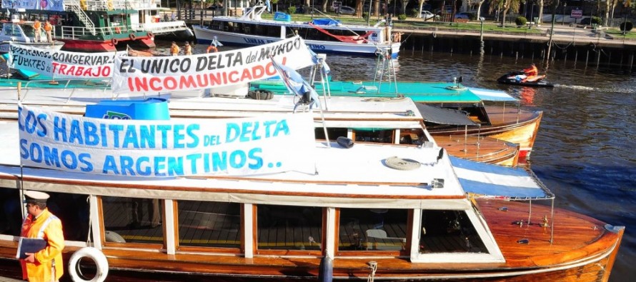 Los isleños se movilizan ante el aumento en el pasaje del transporte fluvial