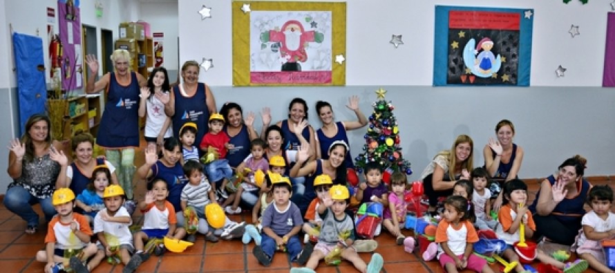 Los niños de las Unidades de Desarrollo Infantil recibieron regalos de los Reyes Magos