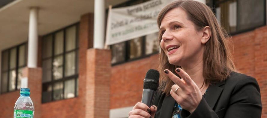 Laura Eason, guionista de House of Cards, brindó una charla en la Universidad de San Andrés