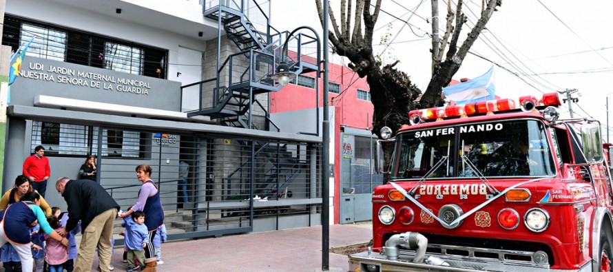 Simulacro de evacuación de incendio en el nuevo Jardín Maternal