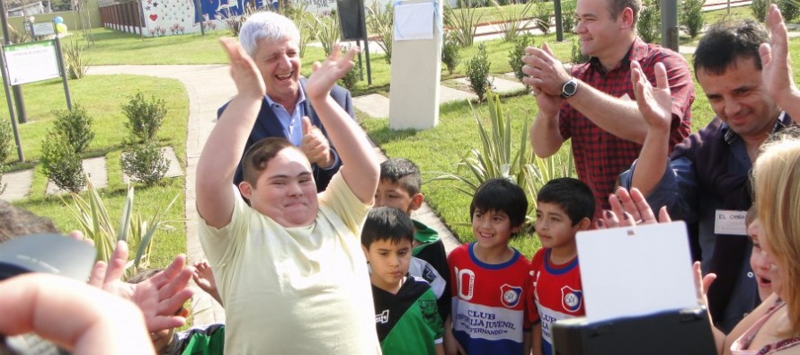 En el corazón del barrio Mil Viviendas se inauguró la Plaza El Obrador