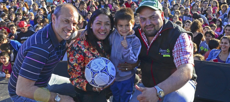 Juan Andreotti y Santiago Aparicio celebraron el ‘Día del Niño’ en Virreyes