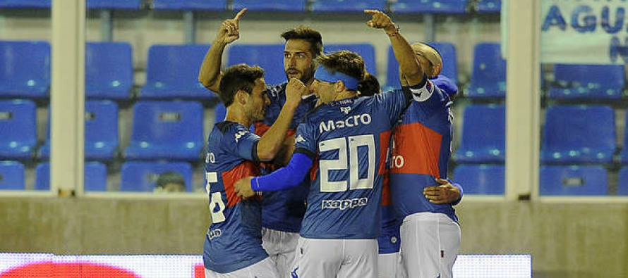 Tigre goleó y mantiene intactas sus chances de clasificarse a la Liguilla Pre-Libertadores