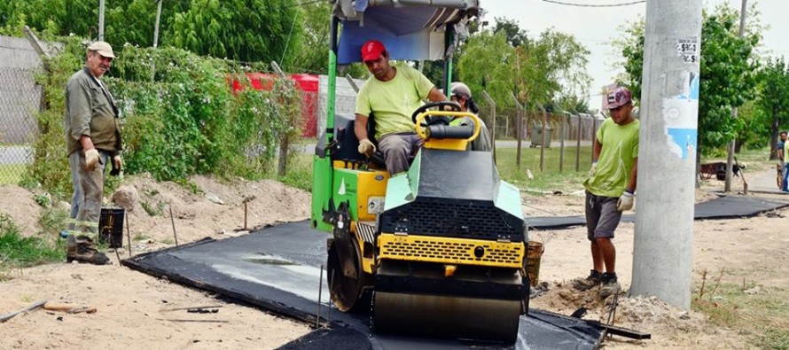 Finalizado el entubamiento del zanjón Charlín, se construye un paseo aeróbico