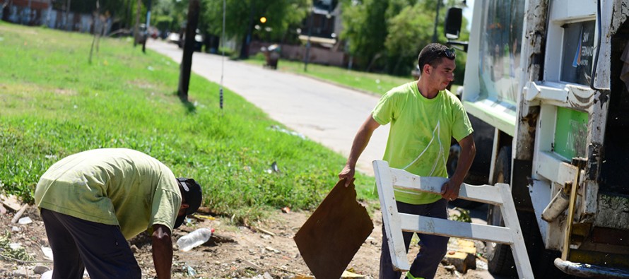 Diversas áreas municipales realizaron un operativo conjunto en el barrio San Rafael