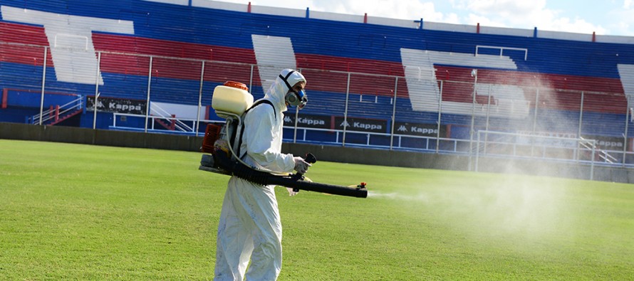 Dengue: operativo de fumigación en el Estadio Dellagiovanna