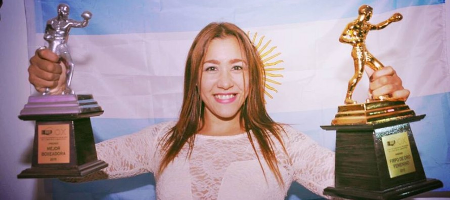 La Pantera Farías fue distinguida como Mejor Boxeadora por la Unión de Periodistas de Boxeo de la República Argentina