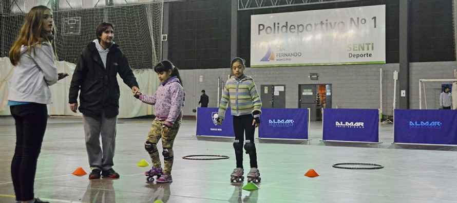 Se incorporó clases de patín para chicos con capacidades diferentes en el Poli 1