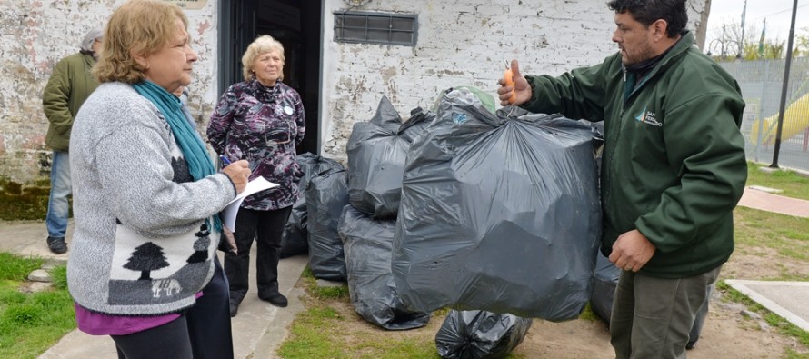 Los centros de jubilados participan del programa “Sanfer Recicla”