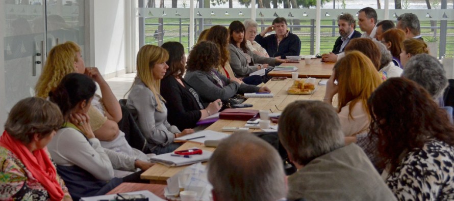 Municipio, empresarios, sindicatos y escuelas lanzan la mesa vinculante por la educación y el trabajo