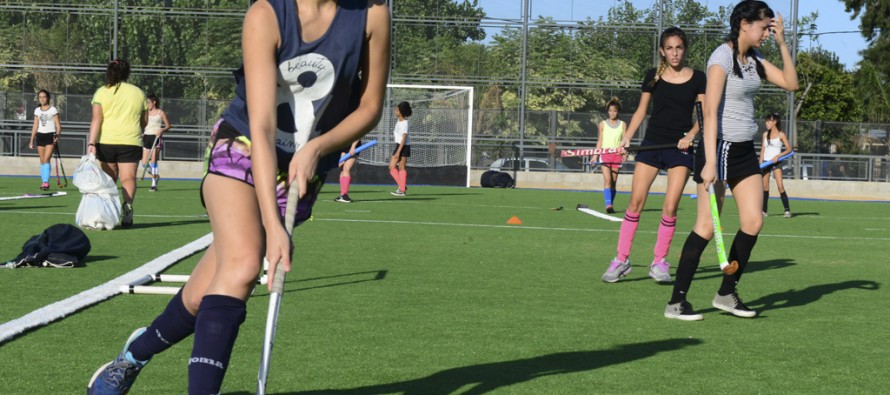 Hockey, fútbol, natación y otras actividades en el nuevo polideportivo de Infico