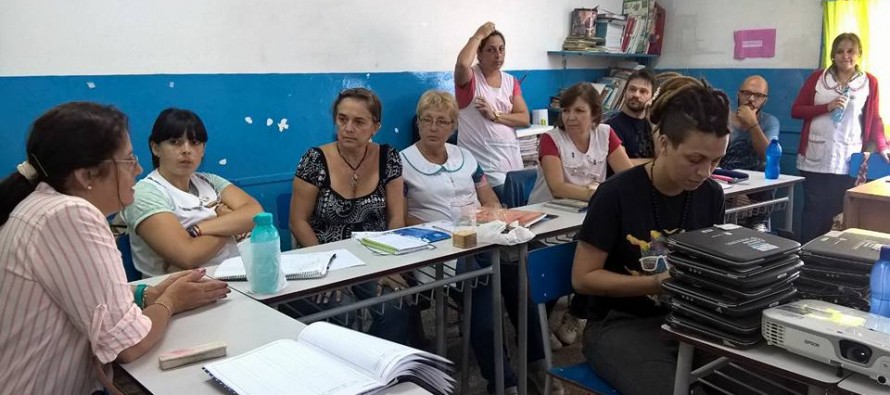 ‘Con la voz de los maestros’, para debatir en las escuelas la oferta del gobierno bonaerense