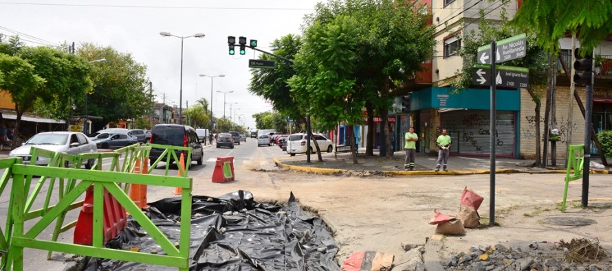 Trabajos de mantenimiento en Avenida Avellaneda y Rucci