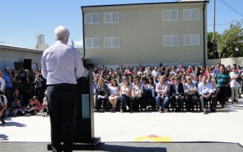 Andreotti inauguró las escuelas N°20 y N°28 del barrio San Jorge