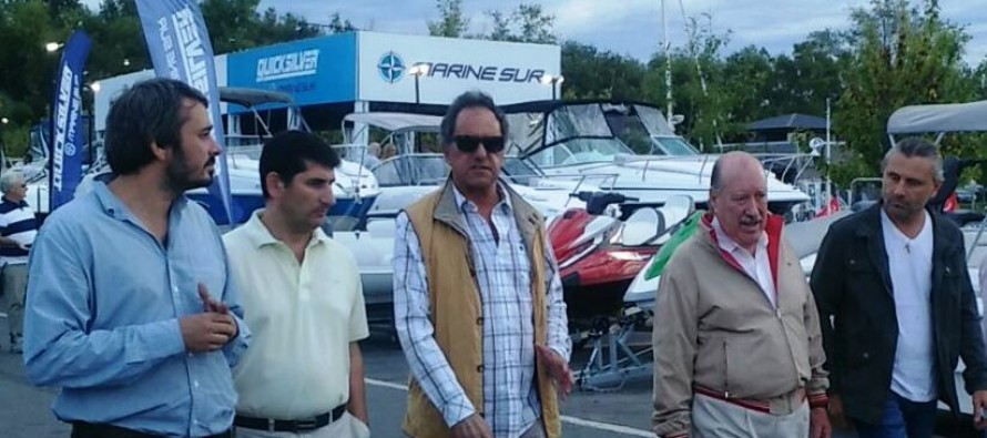 Daniel Scioli visitó el Salón Náutico junto a Marcos Di Palma y concejales del Frente para la Victoria