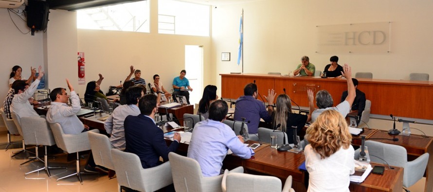 El Concejo Deliberante aprobó obras municipales en escuelas y criticó el cierre de establecimientos en el Delta