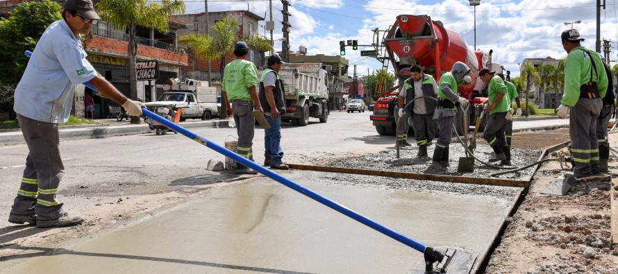 Ensancharon la intersección de Ruta 202 y avenida Avellaneda