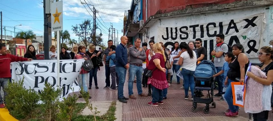 Se colocó una estrella amarilla en Avellaneda y Balcarce en homenaje a Camila Mastroianni