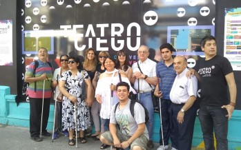 Alumnos del Centro de Día disfrutaron una obra de Teatro Ciego