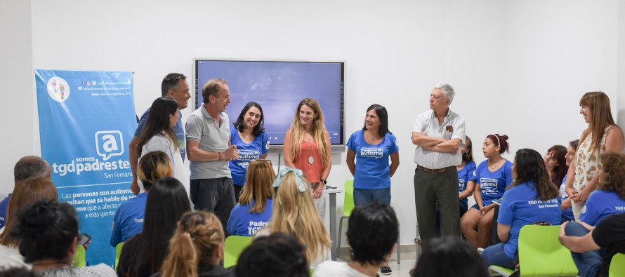 Capacitación al personal del Hospital Municipal sobre autismo