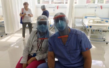 Más vecinos se suman a construir máscaras con impresoras 3D para donar a los hospitales de nuestra ciudad