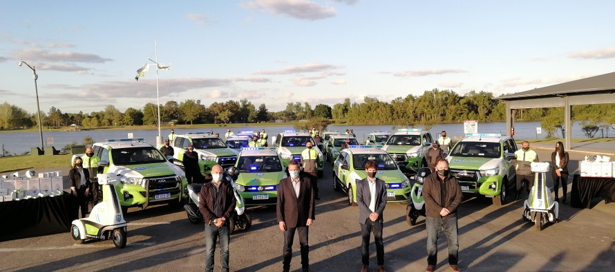 En el Parque Náutico fueron presentados nuevos móviles para el área de Protección Ciudadana