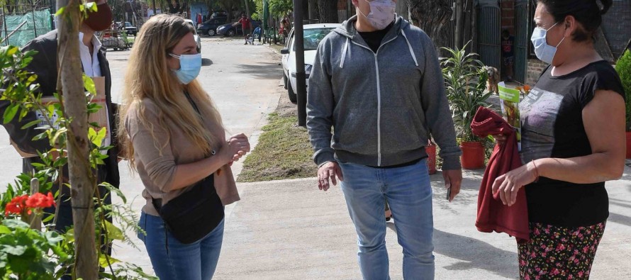 Operativo de prevención del dengue y vacunación en el barrio San Martín