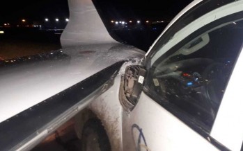 Una camioneta chocó con un avión en el Aeropuerto de San Fernando