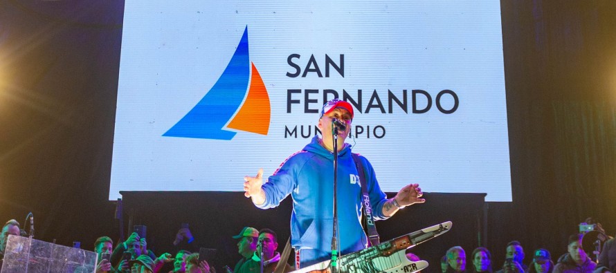 Miles de personas en el show homenaje a Pablo Lescano