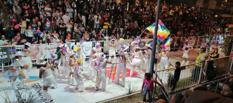 Última noche de carnaval en avenida Avellaneda: ¿Qué murgas desfilan por el Gran Corso Familiar?