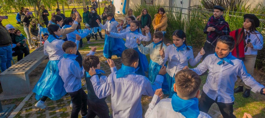 Los centros educativos municipales celebraron la Revolución de Mayo