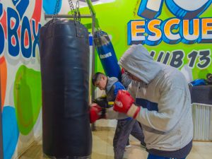 6 entrega materiales boxeo