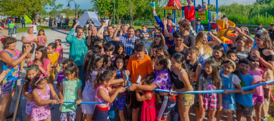 Barrio San Martín: se inauguró una plaza donde antes había viviendas precarias de familias que fueron relocalizadas